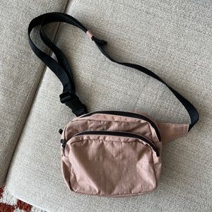 Baggu Taupe Fannypack